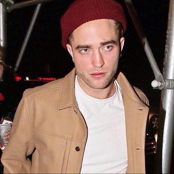 100% wool as seen on Robert Pattinson - Picture 2 of 11